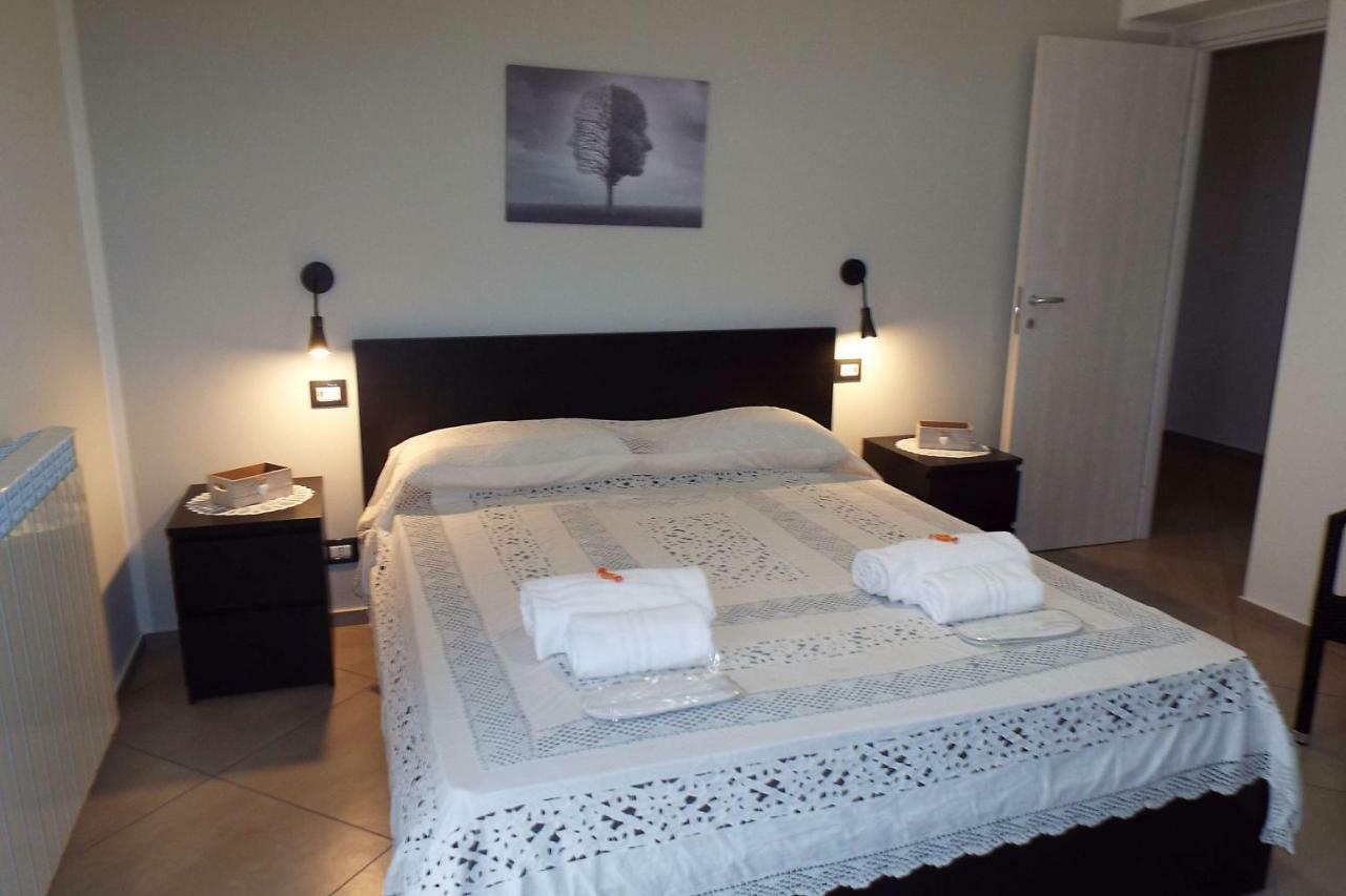 Cefalu Studio Room And Apartments Ngoại thất bức ảnh