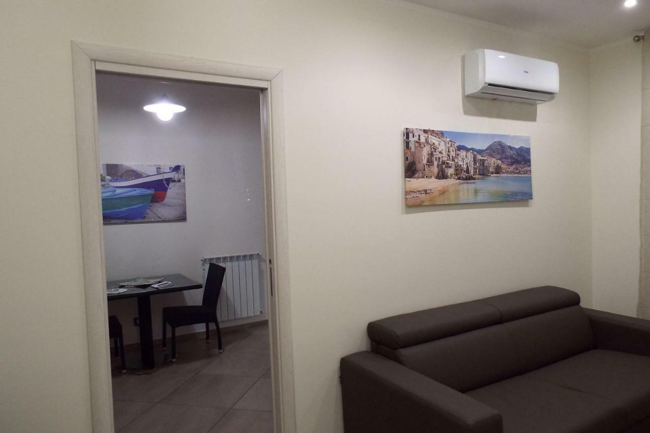 Cefalu Studio Room And Apartments Ngoại thất bức ảnh